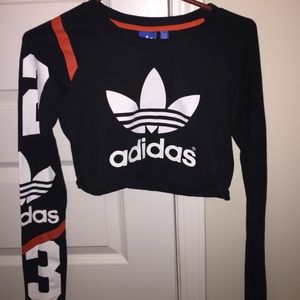 Adidas small long sleeved crop top. -Like new-